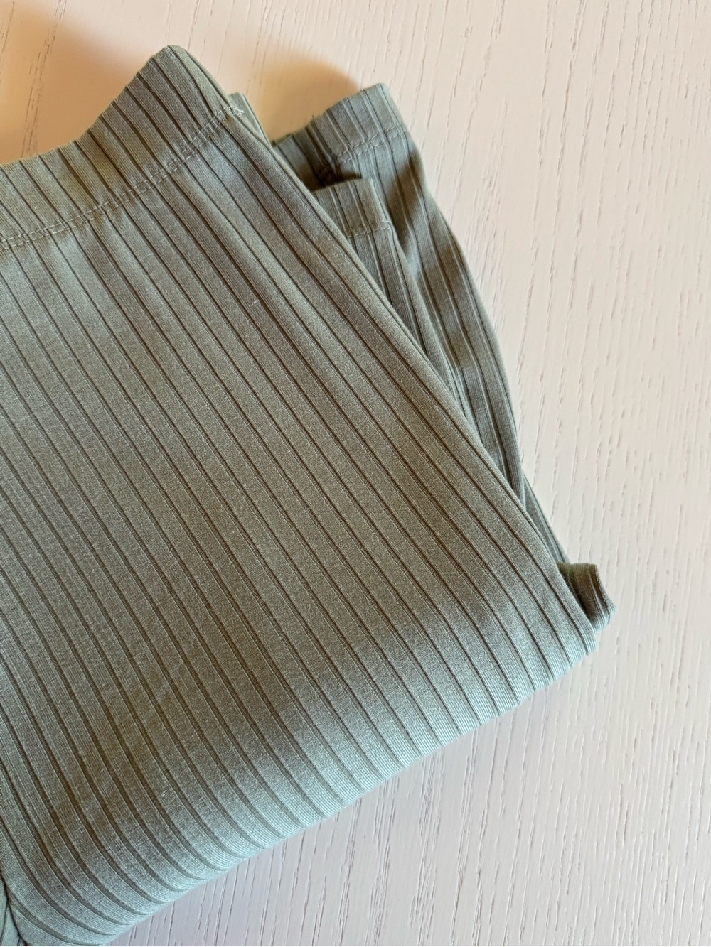 H&M Ribbed Leggings in Sage Green